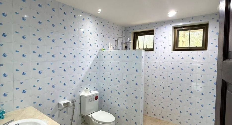 For rent 4 ベッドルーム house in Thalang, Phuket
