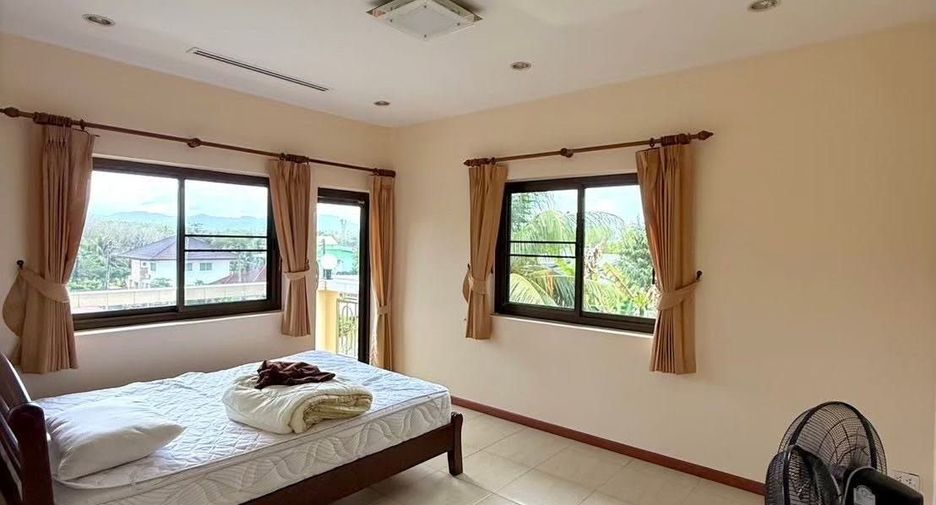 For rent 4 ベッドルーム house in Thalang, Phuket