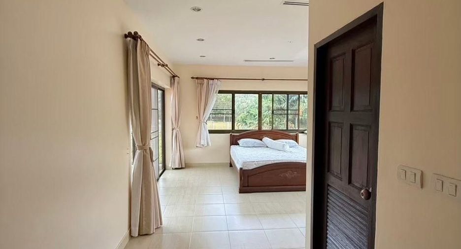 For rent 4 ベッドルーム house in Thalang, Phuket