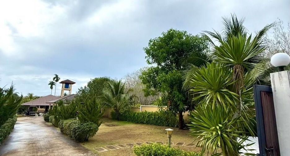 For rent 4 ベッドルーム house in Thalang, Phuket
