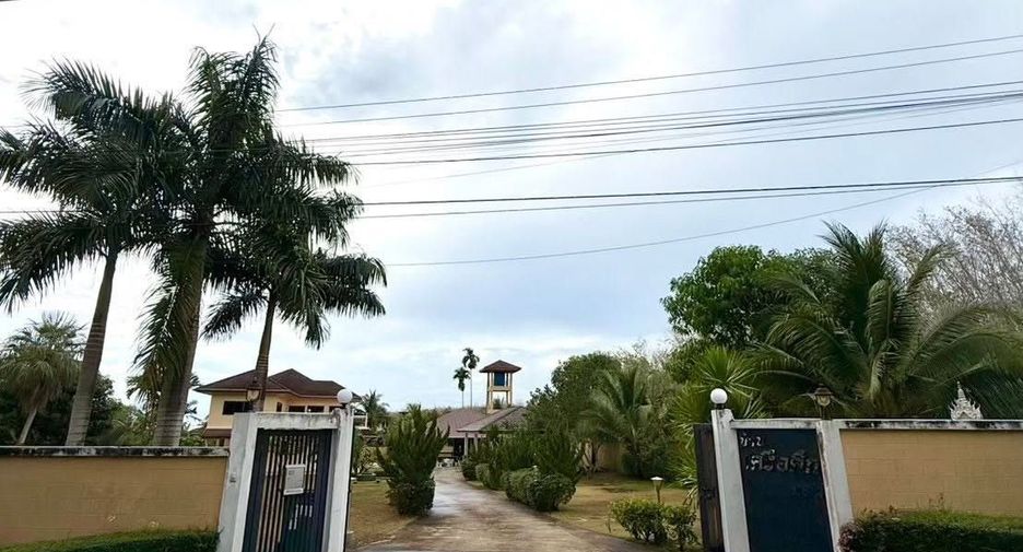 For rent 4 ベッドルーム house in Thalang, Phuket