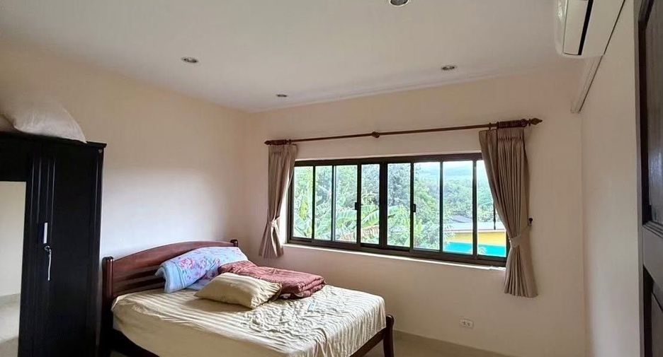For rent 4 ベッドルーム house in Thalang, Phuket