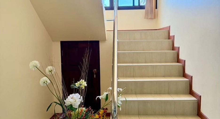 For rent 4 ベッドルーム house in Thalang, Phuket