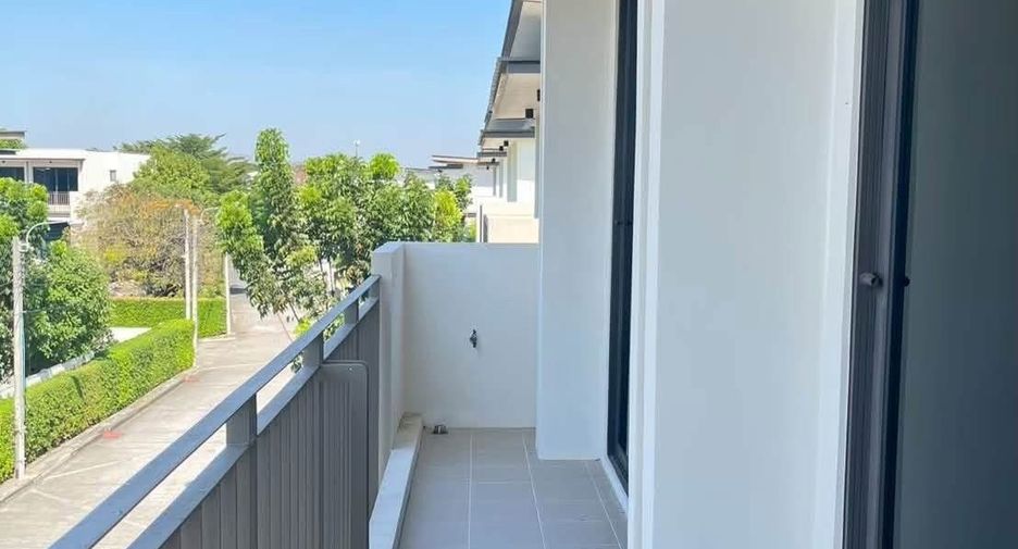 For sale 3 bedrooms house in Prawet, Bangkok