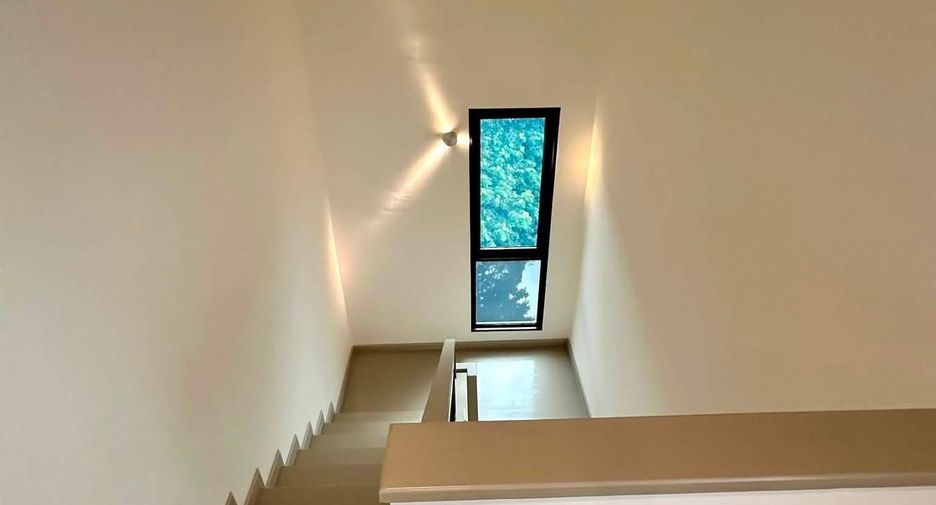 For sale 3 bedrooms house in Prawet, Bangkok