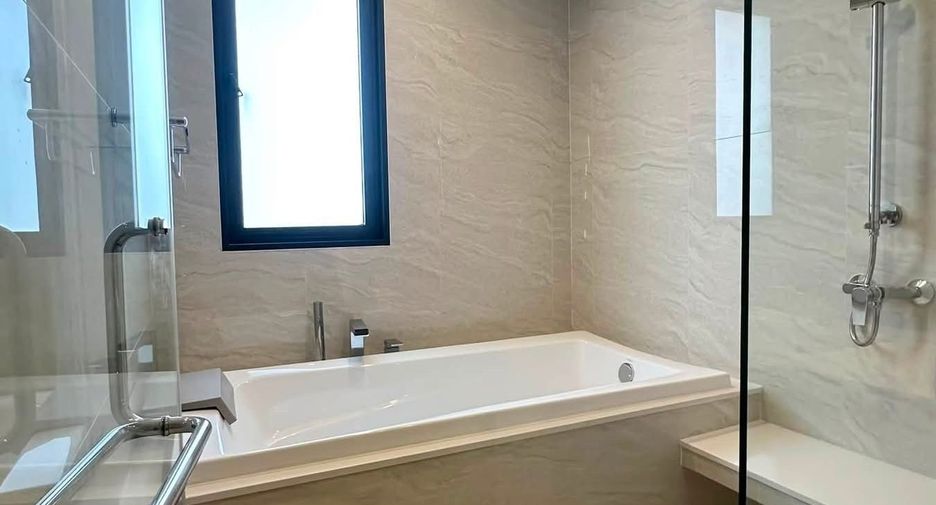 For sale 3 bedrooms house in Prawet, Bangkok