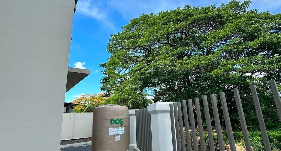For sale 3 bedrooms house in Prawet, Bangkok