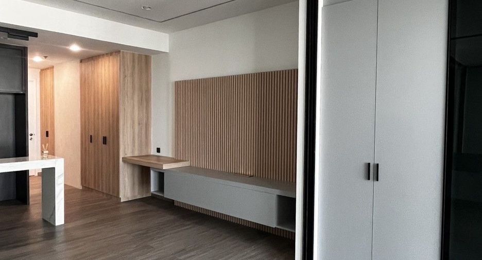 Condo en alquiler de 1 habitaciones en Sathon, Bangkok