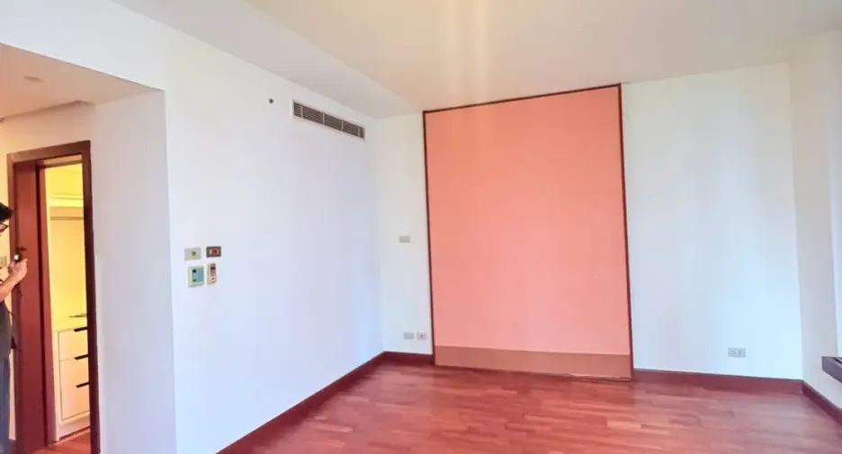 Wohnung zum Kauf mit 3 Zimmer in Pathum Wan, Bangkok