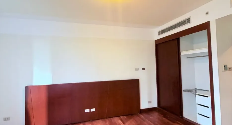 Wohnung zum Kauf mit 3 Zimmer in Pathum Wan, Bangkok