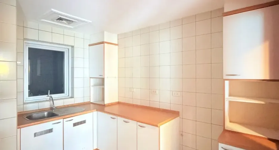 Wohnung zum Kauf mit 3 Zimmer in Pathum Wan, Bangkok