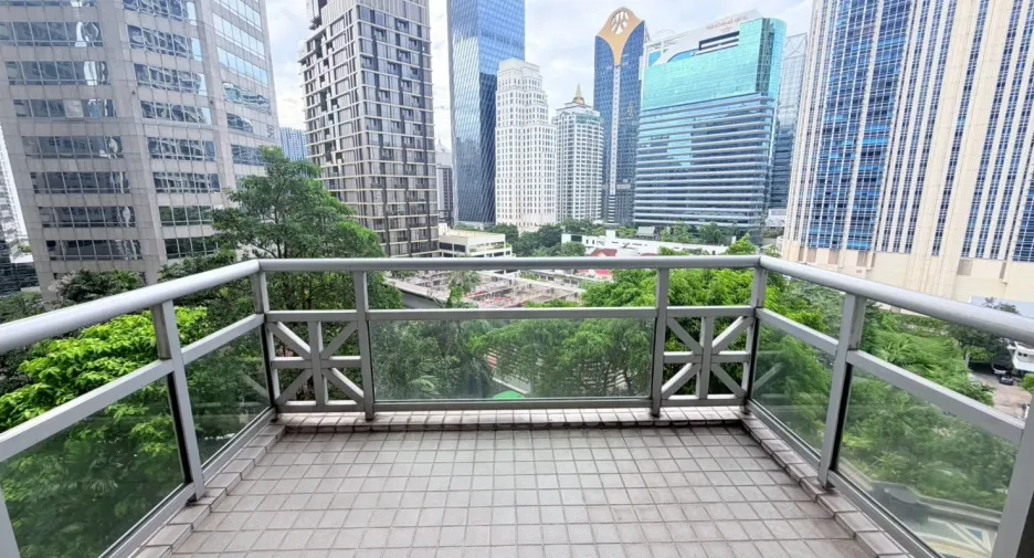 Wohnung zum Kauf mit 3 Zimmer in Pathum Wan, Bangkok