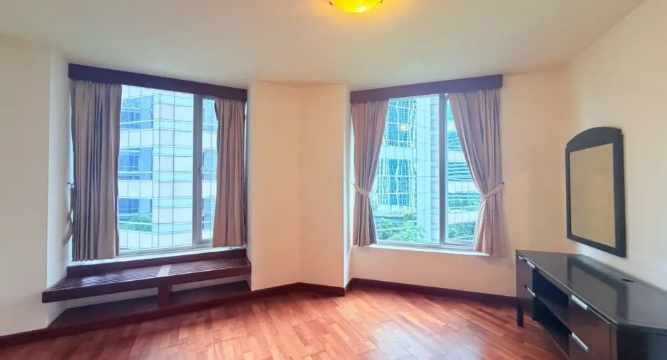 Wohnung zum Kauf mit 3 Zimmer in Pathum Wan, Bangkok