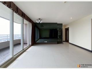 À vendre 3 chambres condo à Bang Kho Laem, Bangkok