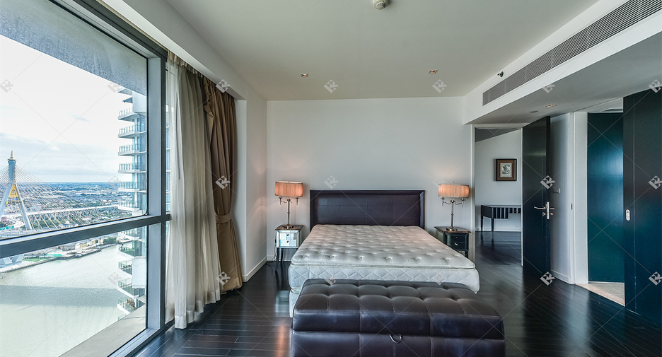 For sale 3 bedrooms condo in Yan Nawa, Bangkok