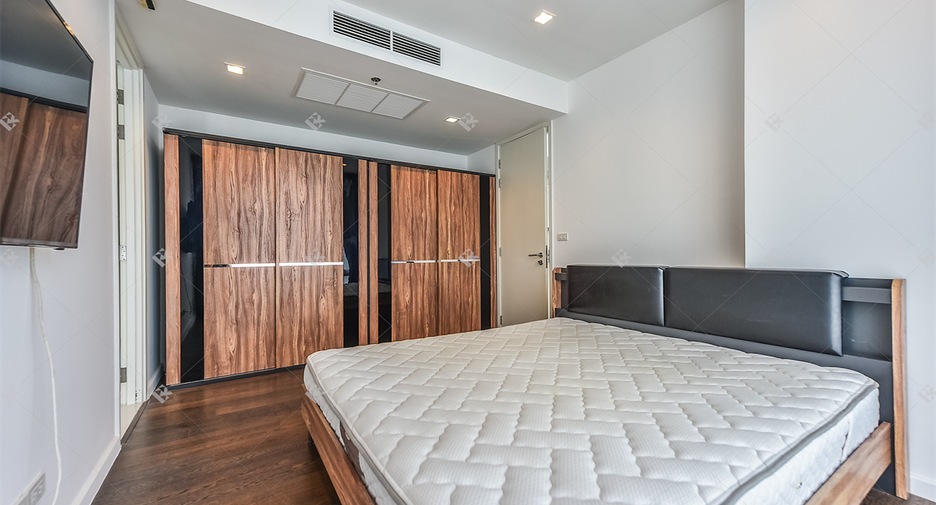 For sale 2 bedrooms condo in Sathon, Bangkok