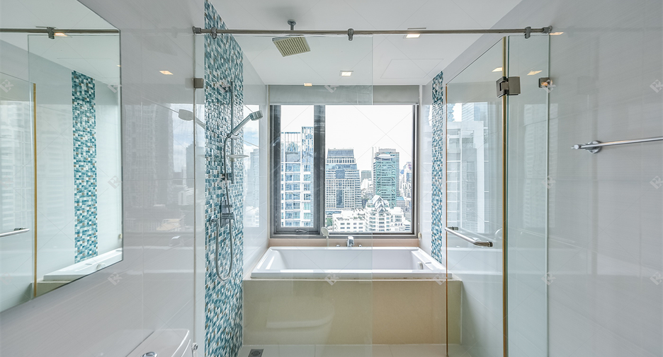 For sale 2 bedrooms condo in Sathon, Bangkok