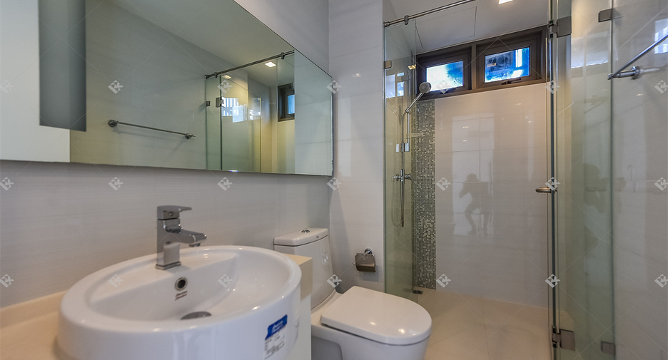 For sale 2 bedrooms condo in Sathon, Bangkok