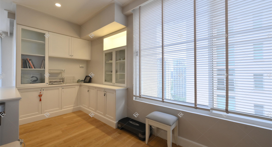 For sale 3 bedrooms condo in Pathum Wan, Bangkok