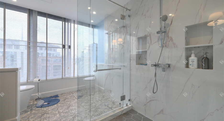 For sale 3 bedrooms condo in Pathum Wan, Bangkok