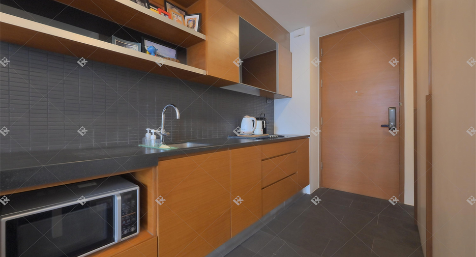 For sale 1 bed condo in Khlong Toei, Bangkok