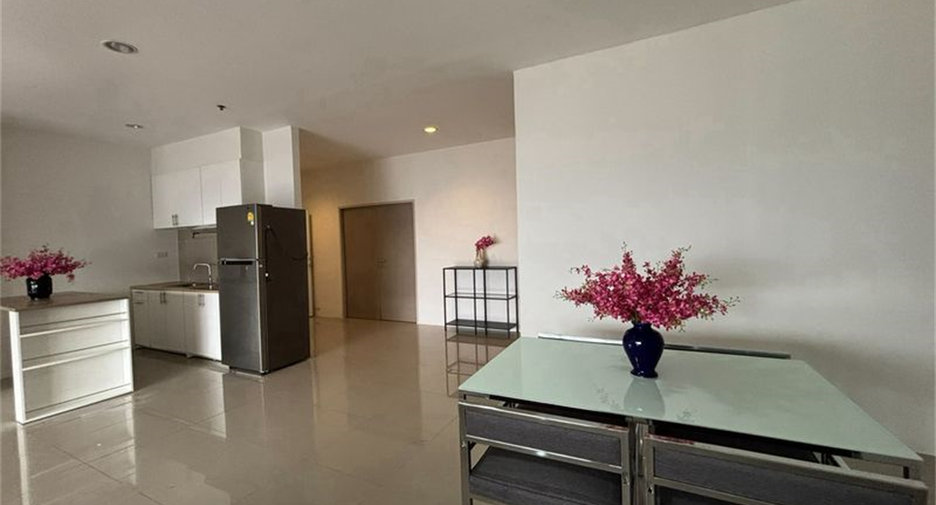 出租 4 卧室 公寓 在 Khlong Toei, 曼谷
