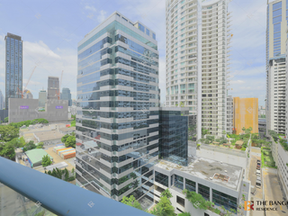 For rent 2 bedrooms condo in Pathum Wan, Bangkok