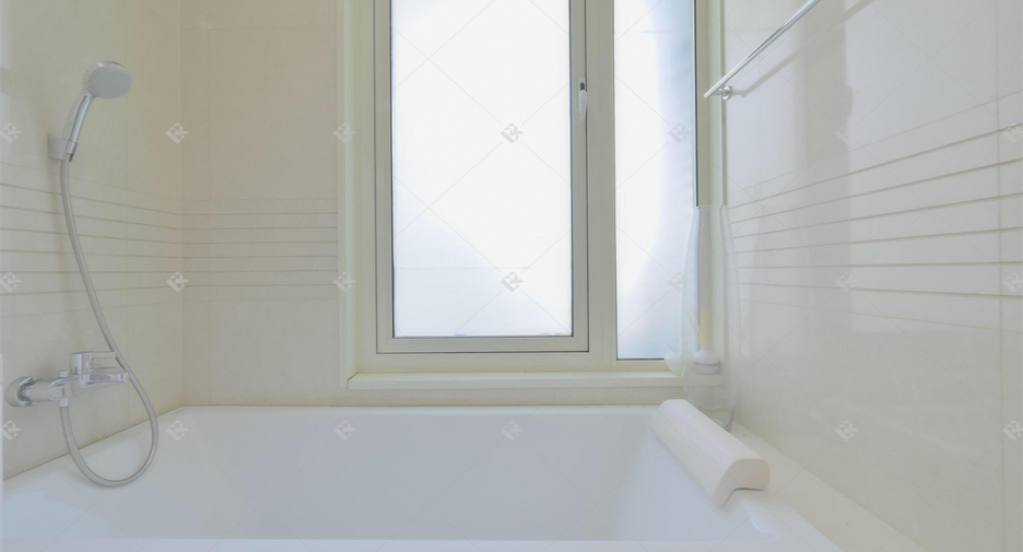 For rent 2 ベッドルーム condo in Pathum Wan, Bangkok