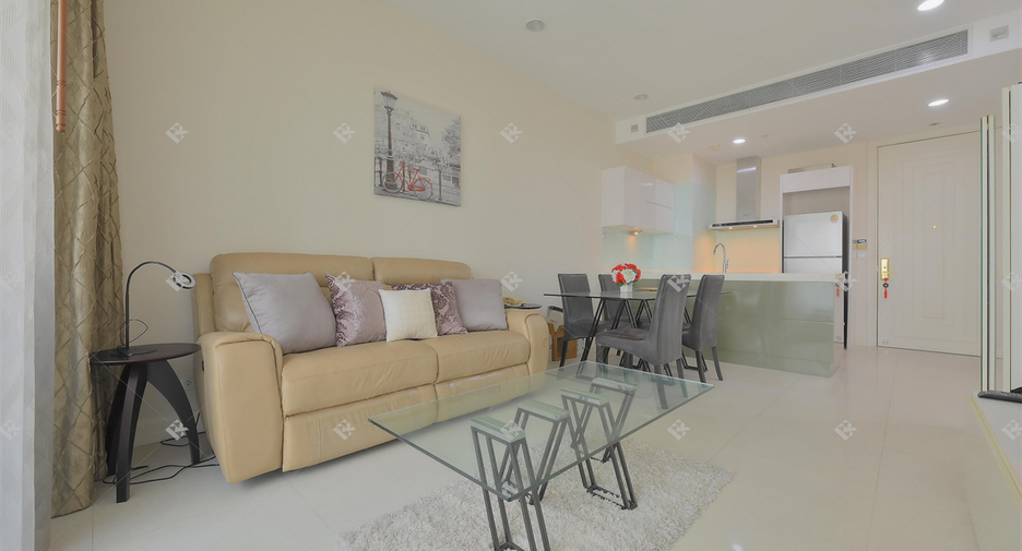For rent 2 ベッドルーム condo in Pathum Wan, Bangkok