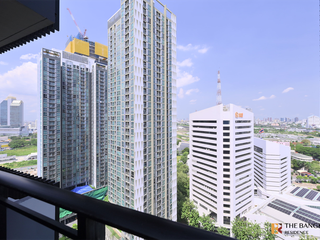 For sale 2 bedrooms condo in Huai Khwang, Bangkok