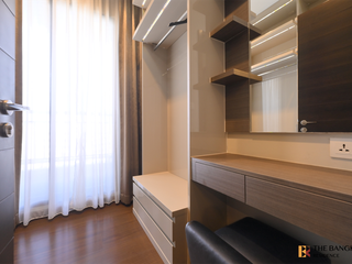 For sale 2 bedrooms condo in Huai Khwang, Bangkok