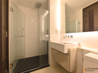 For sale 2 bedrooms condo in Huai Khwang, Bangkok