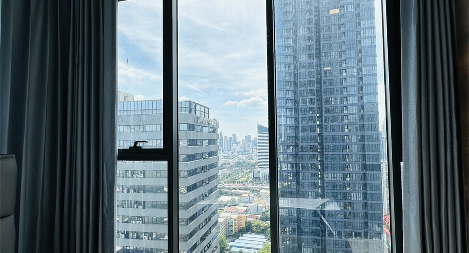 Condo en alquiler de 1 habitaciones en Huai Khwang, Bangkok