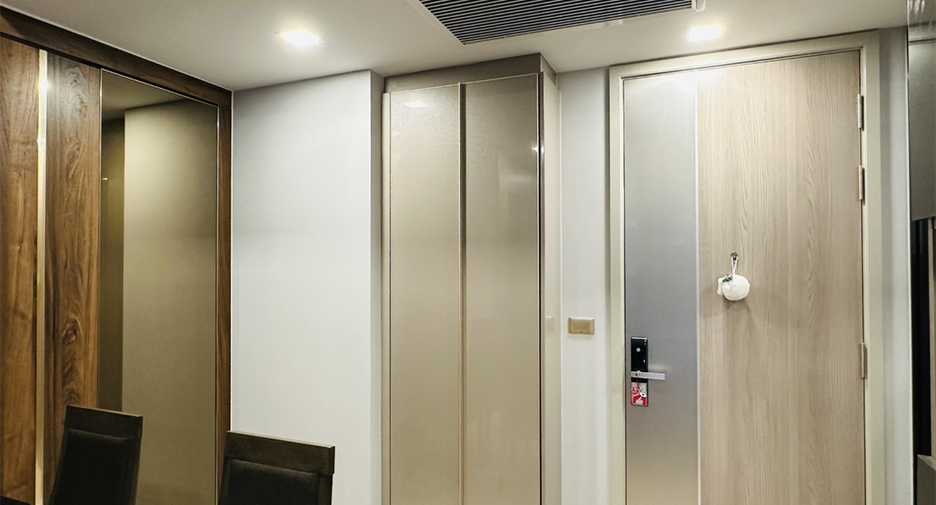 Condo en alquiler de 1 habitaciones en Huai Khwang, Bangkok