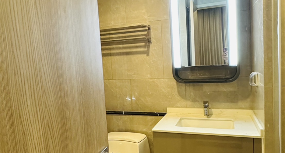 Condo en alquiler de 1 habitaciones en Huai Khwang, Bangkok