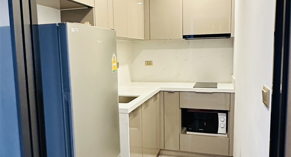 Condo en alquiler de 1 habitaciones en Huai Khwang, Bangkok