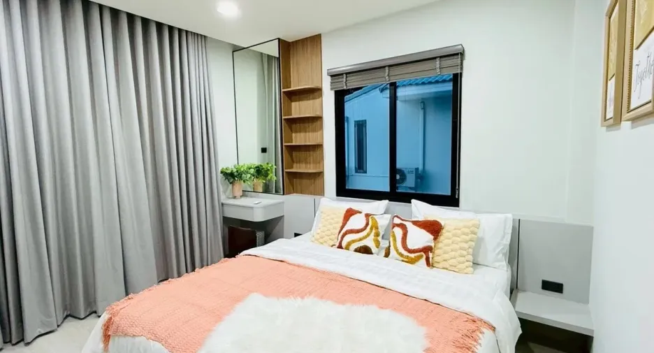 ให้เช่า 5 ห้องนอน บ้านเดี่ยว ใน จอมเทียน, พัทยา