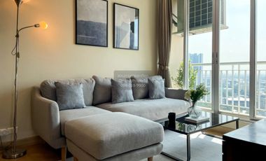 Condo en alquiler de 2 habitaciones en Khlong Toei, Bangkok