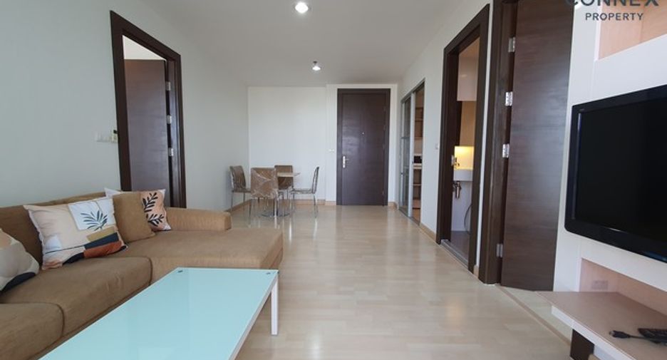 À louer 2 chambres condo à Huai Khwang, Bangkok