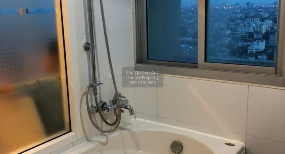 Wohnung zur Miete mit 2 Zimmer in Huai Khwang, Bangkok