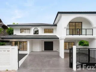 For sale 4 bedrooms house in Bang Na, Bangkok