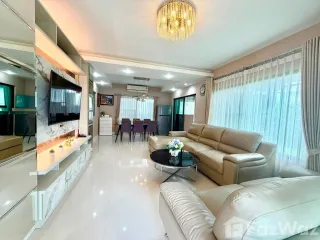 For rent 4 bedrooms house in Bang Phli, Samut Prakan