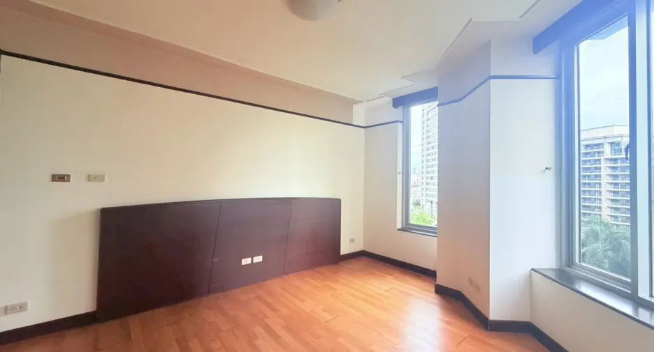 À vendre 3 chambres condo à Pathum Wan, Bangkok