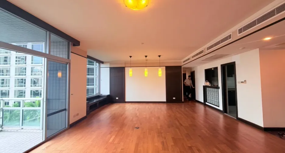 À vendre 3 chambres condo à Pathum Wan, Bangkok