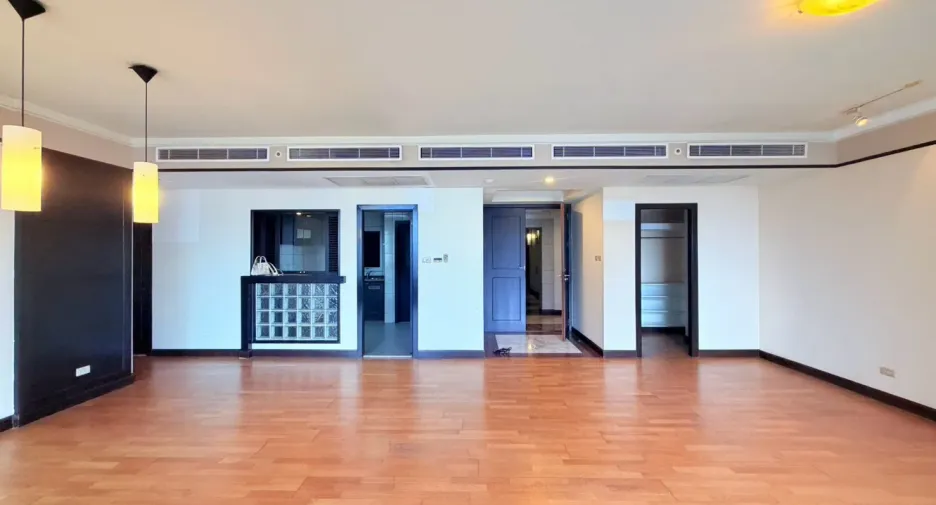 À vendre 3 chambres condo à Pathum Wan, Bangkok