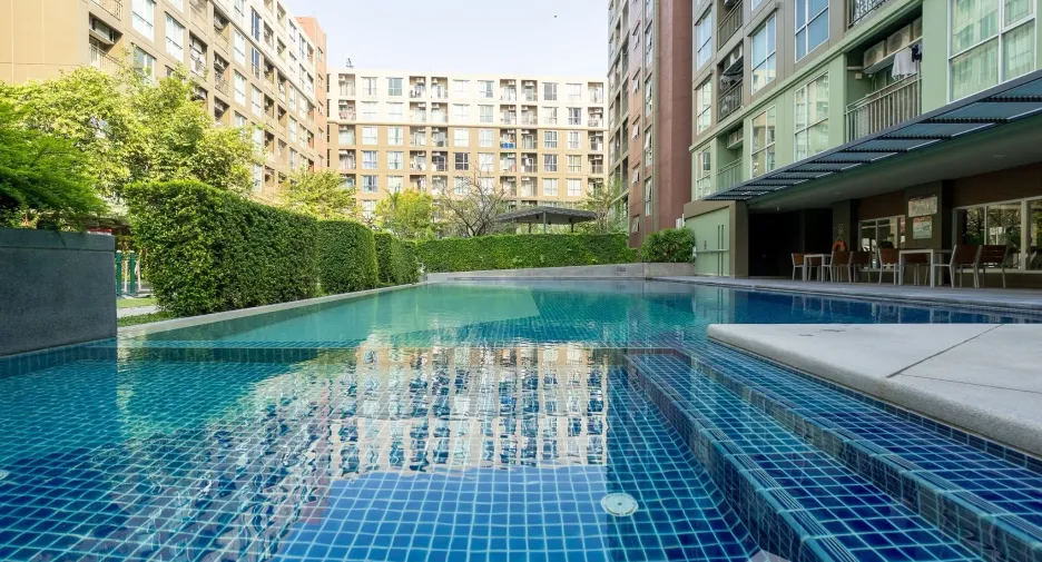For sale 1 bed condo in Bang Na, Bangkok