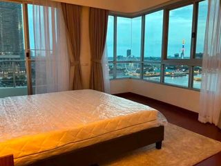 Condo en alquiler de 2 habitaciones en Khlong San, Bangkok