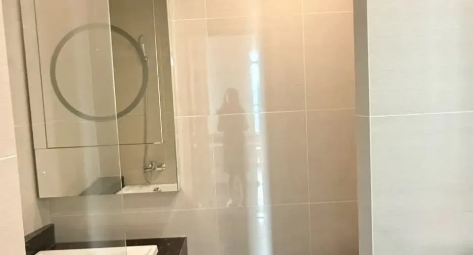 For sale 2 bedrooms condo in Khlong Toei, Bangkok