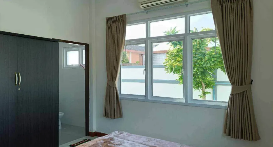 For sale and for rent 3 bedrooms villa in Bang Lamung, Chonburi