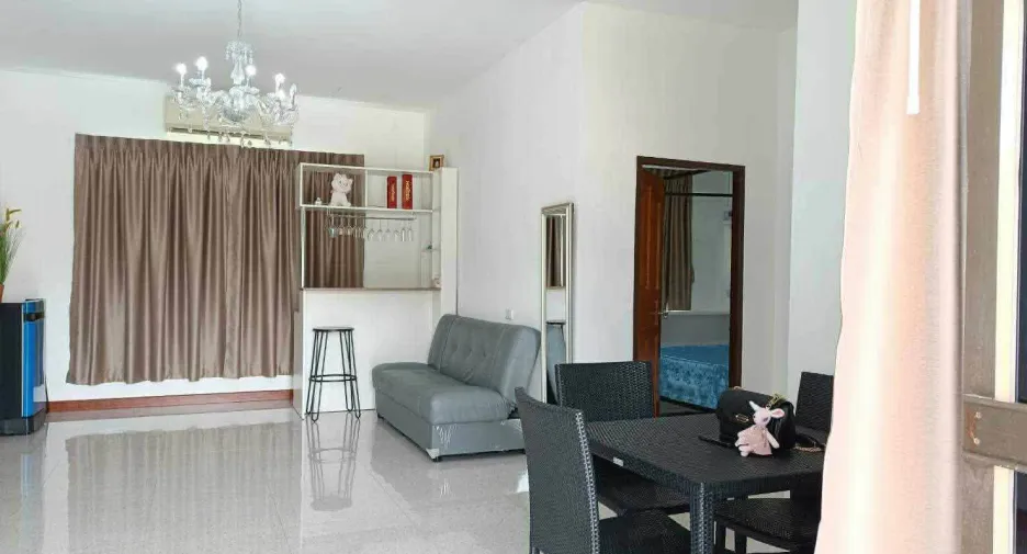 For sale and for rent 3 bedrooms villa in Bang Lamung, Chonburi
